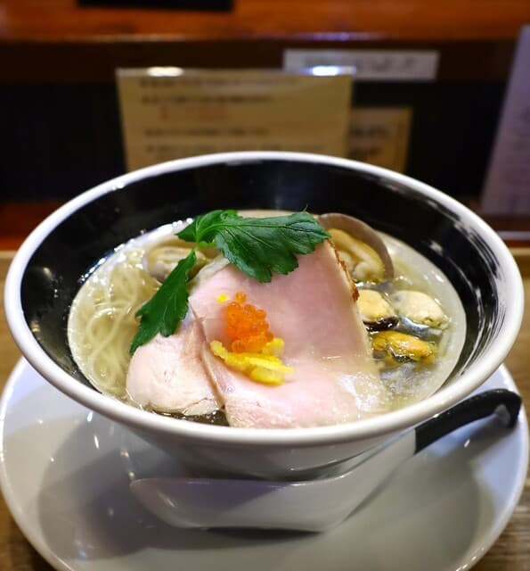 SOBA-Shiro Kuro: Refined Shellfish Shio Ramen