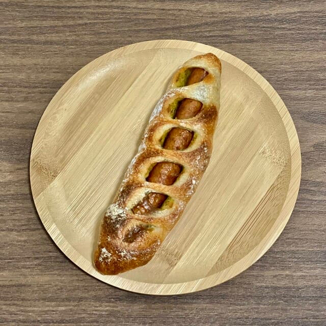boulangerie Artisan'Halles: Classic French Viennoiserie