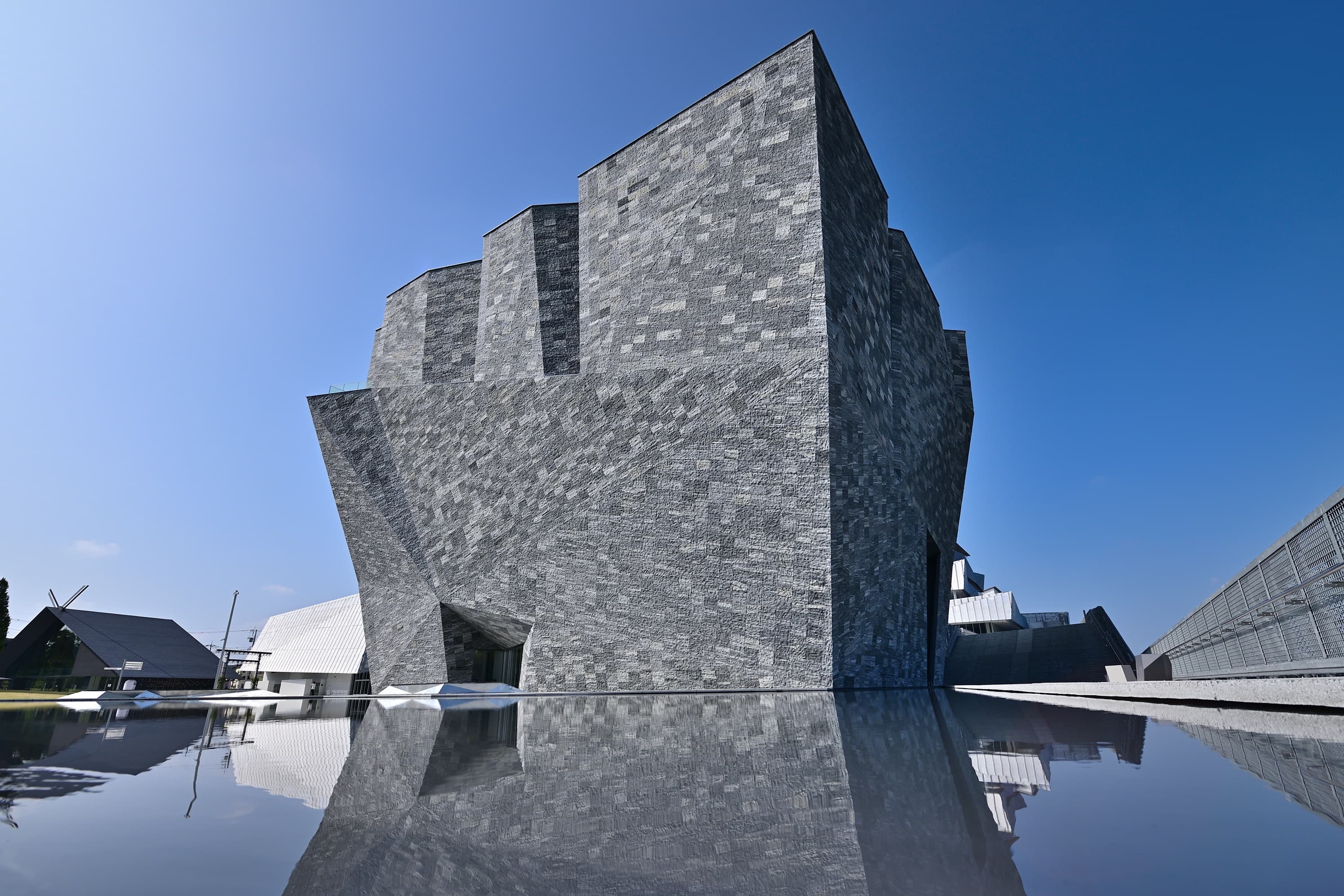 Kadokawa Musashino Museum cover image