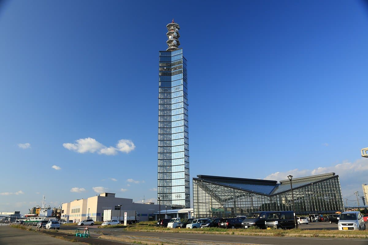 Michi-no-Eki Akita Port