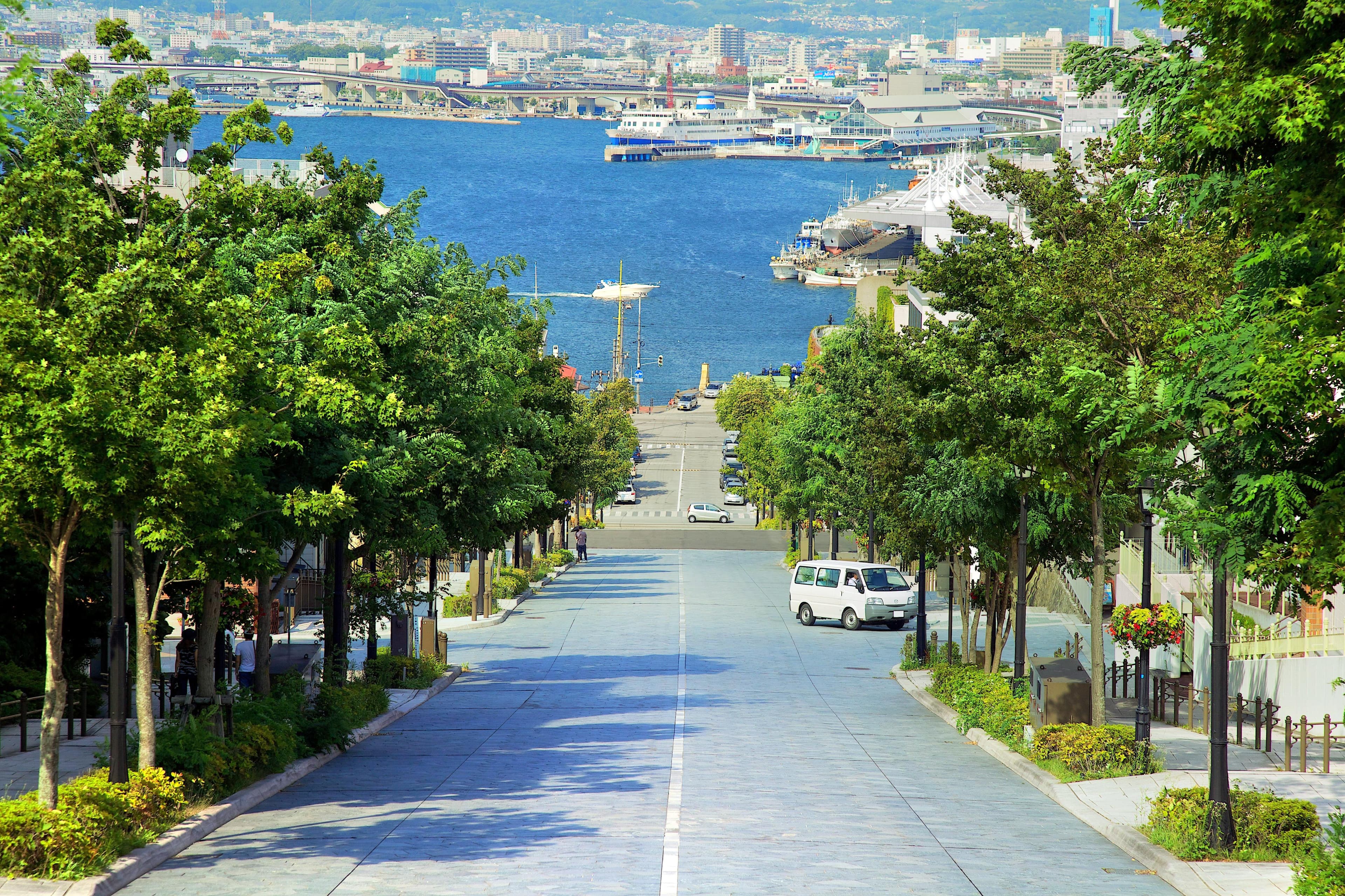 Hachiman-Zaka Slope