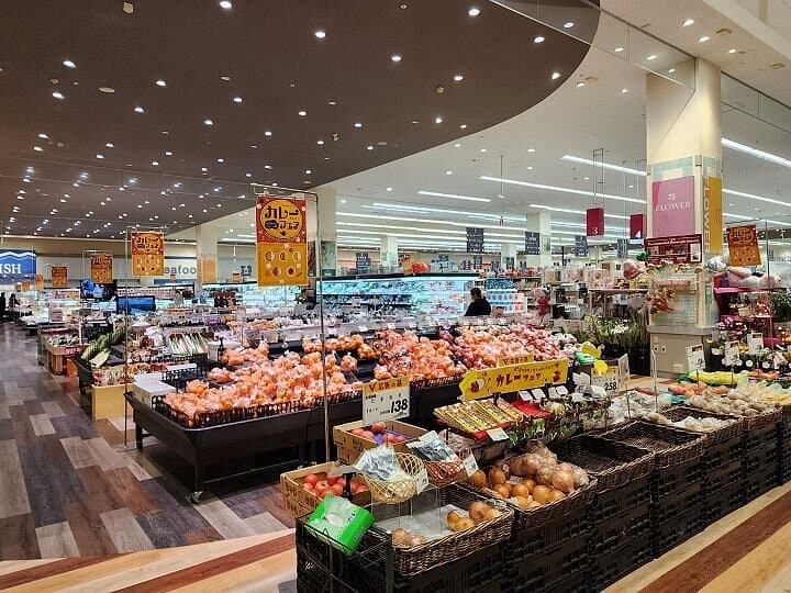 Aeon Nago Shopping Center cover image