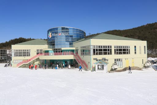Mont Deus Hida-kuraiyama Snow Park