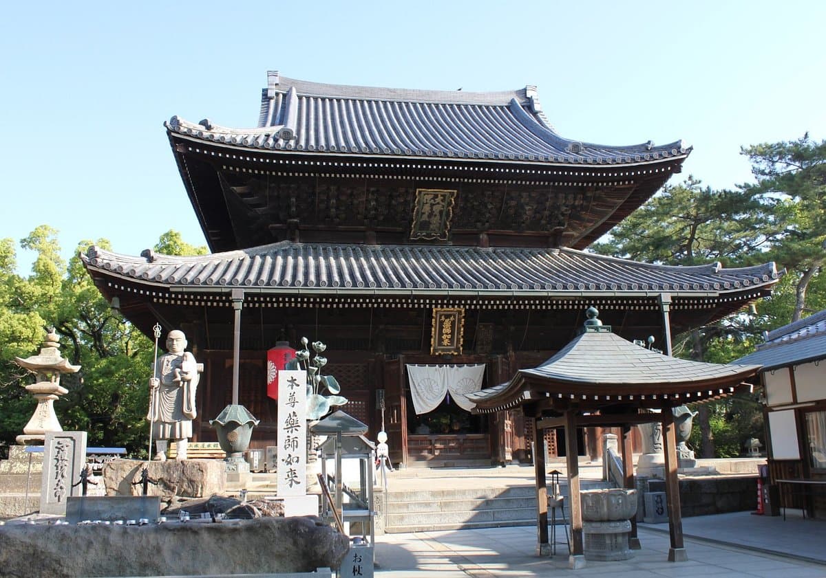 Zentsu-ji Temple