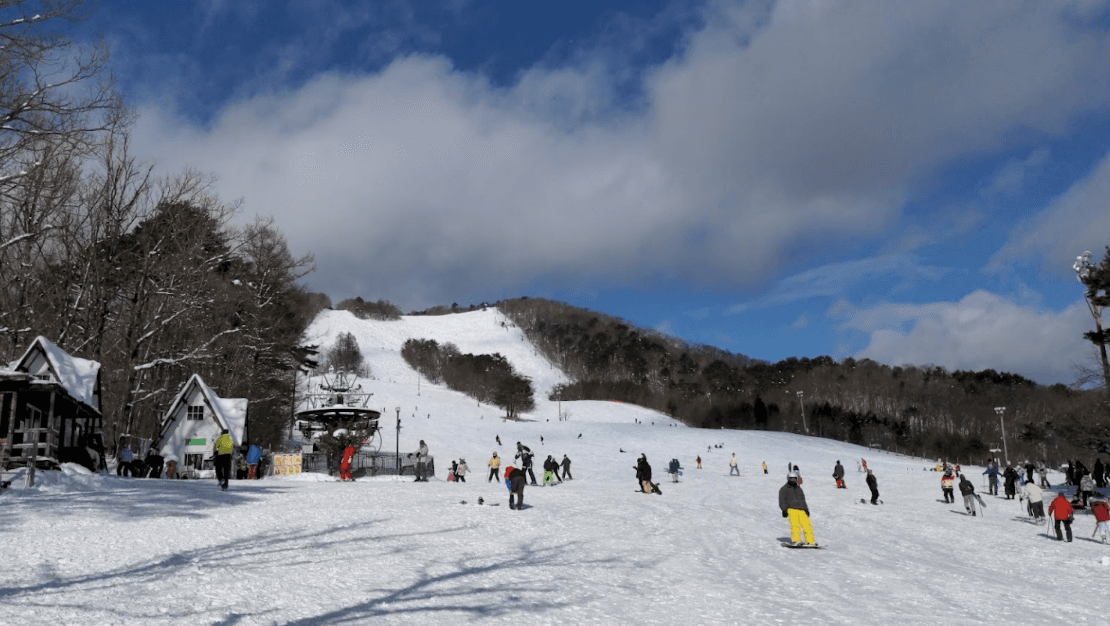 Izumigatake Ski Resort