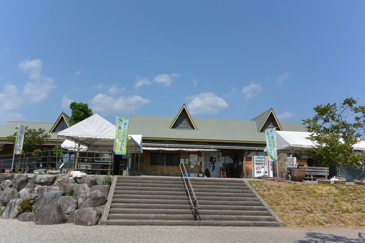 Michi-no-Eki Muge River